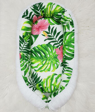 Hojas con flores